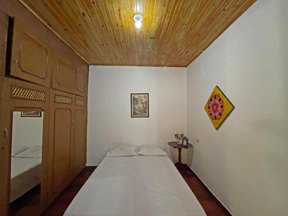 Casa Madre Tierra Src Bed & Breakfast Santa Rosa de Cabal Exterior photo