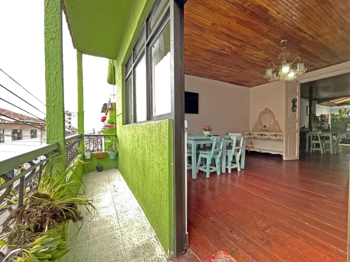 Casa Madre Tierra Src Bed & Breakfast Santa Rosa de Cabal Exterior photo